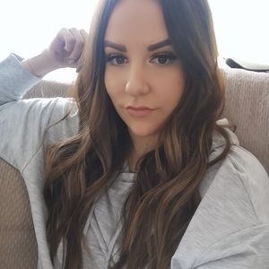 Meet your Posher, Krystal